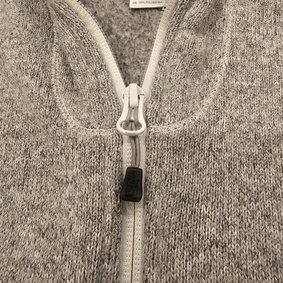 The North Face Gray‎ Geometric Sweatshirt - Picture 7 of 10